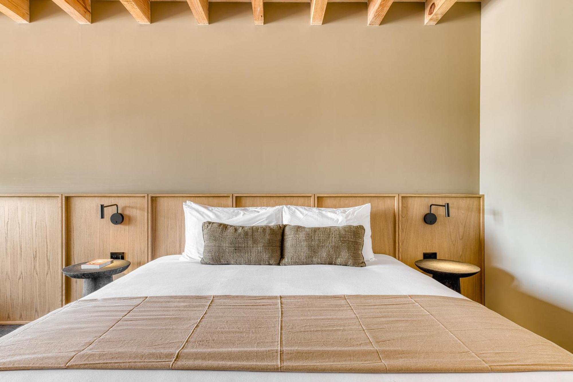 Onto Alvaro Obregon Mexico City Room photo